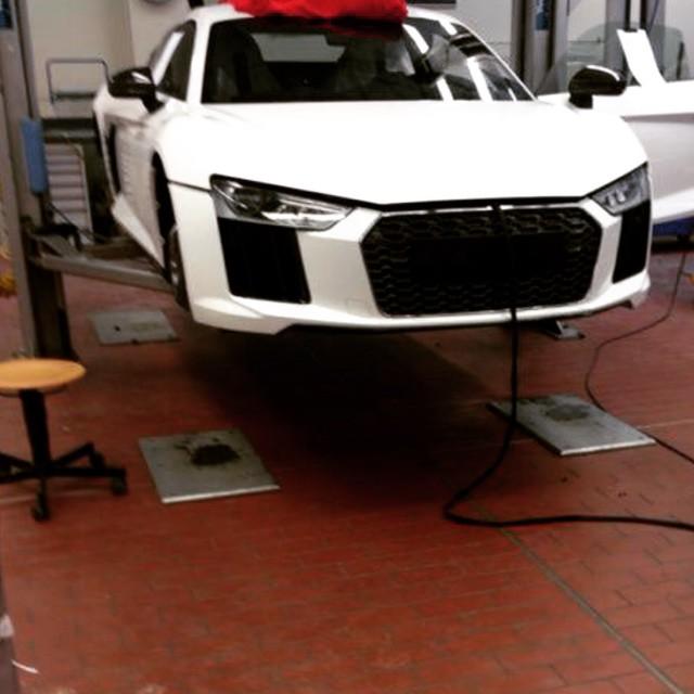 r8