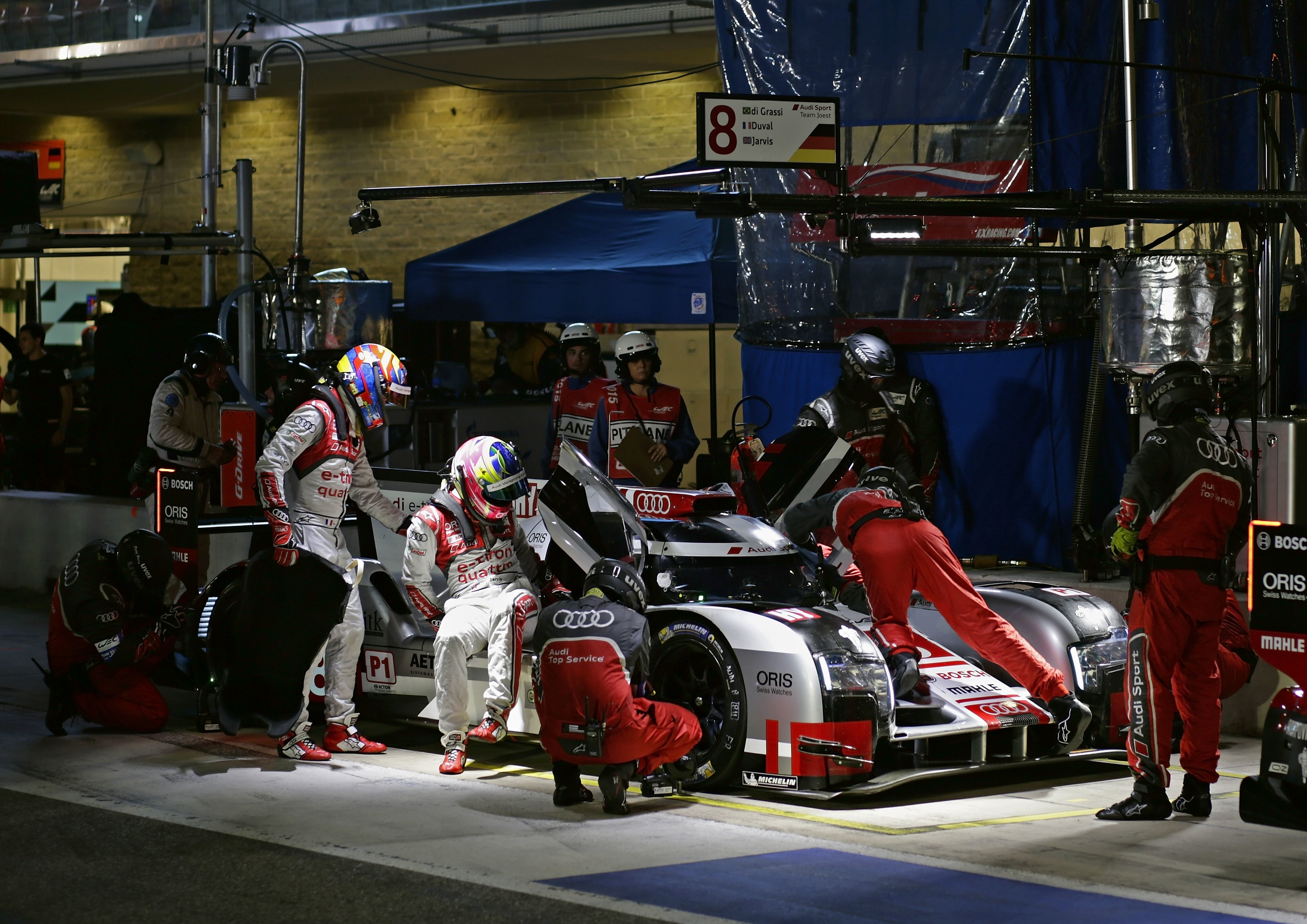 Audi R18 e-tron quattro #8 (Audi Sport Team Joest), Lucas di Grassi, Loïc Duval, Oliver Jarvis